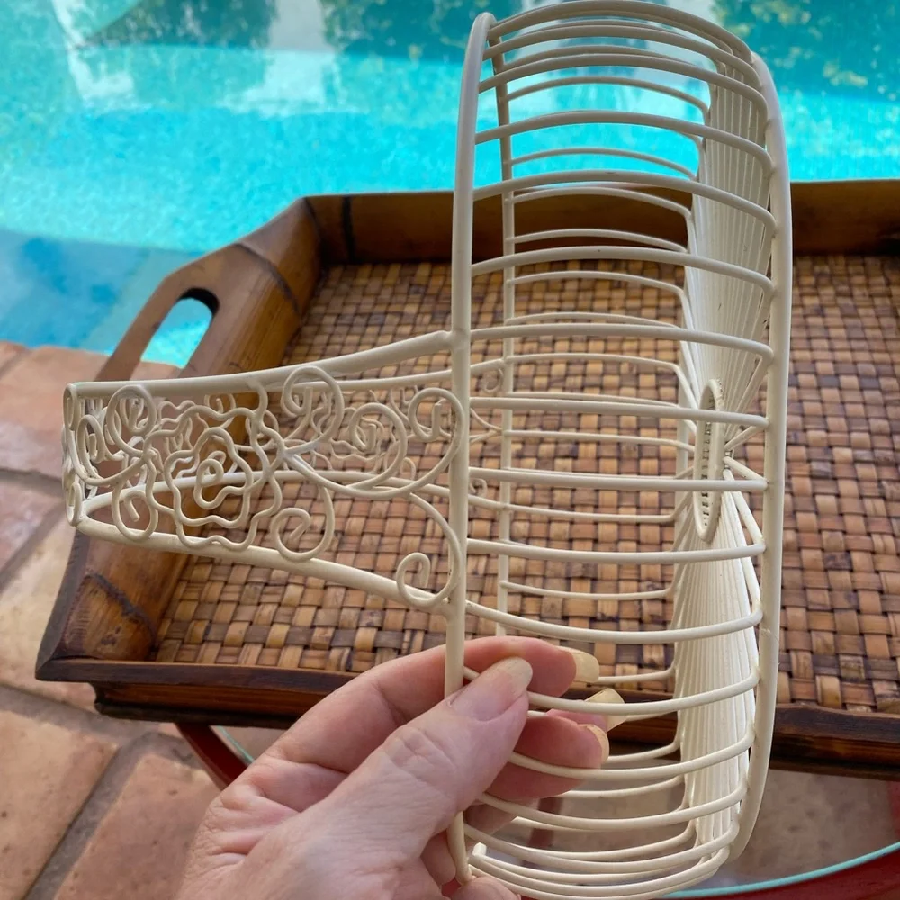 VTG Ivory Colored Wrought Iron Basket With Beautiful Intricate Details